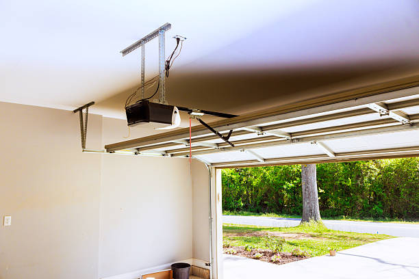 Top rated local Garage Door Panel Replacement specialists in Garfield, TX